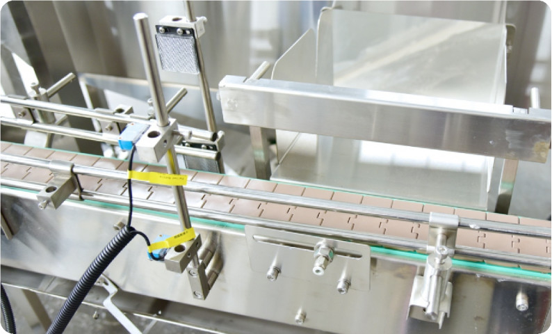 Máquina robótica para descifrar botellas LP-200E Conmutador rápido de tamaño de botella 50-1000ml