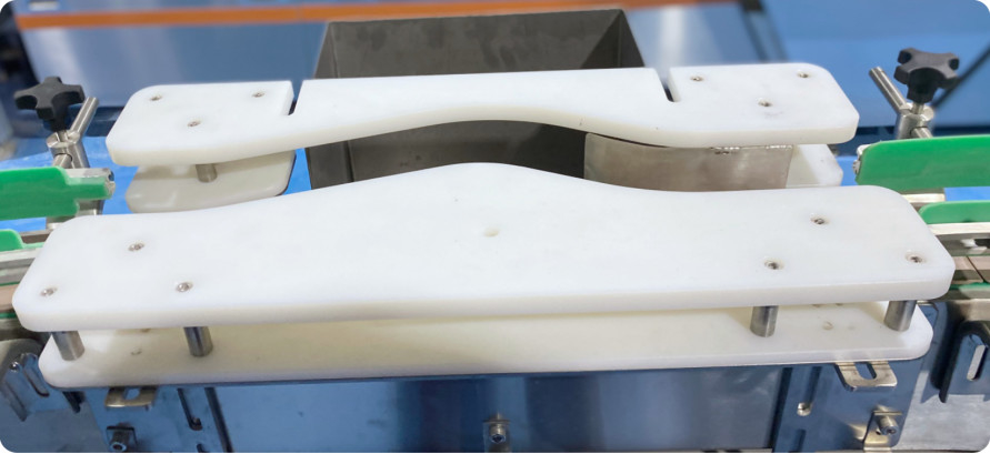 Máquina de descifrado de botellas robótica LP-300H Cambiador rápido de tamaño de botella 50-1000ml