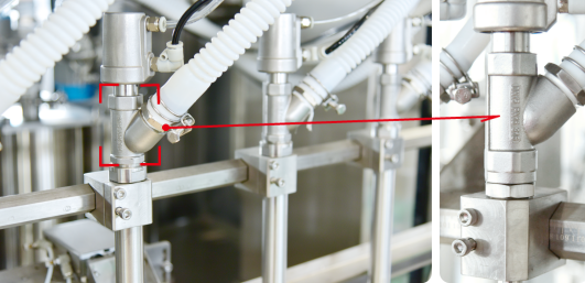 Máquina Llenadora de Líquidos de Pistón con Sistema de Llenado Accionado por Servomotor y Control PLC para una Salida de Empaquetado Consistente